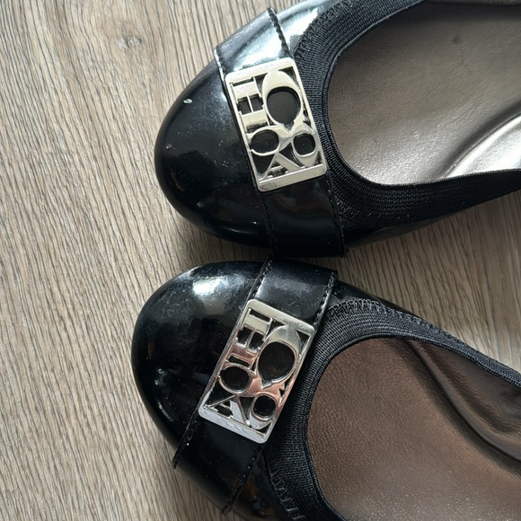 Patent leather Coach ballet flats. - Picture 2 of 6